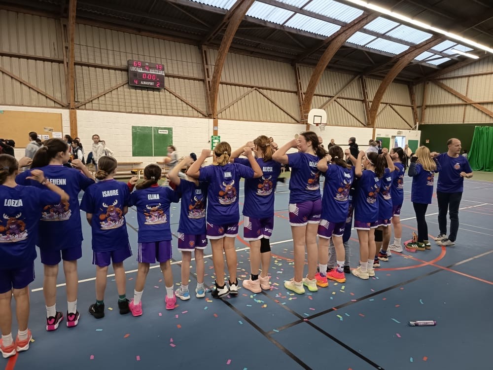 Montée en région : les U13 F1 de l’Élan Basket Paimpolais au sommet de la D1
